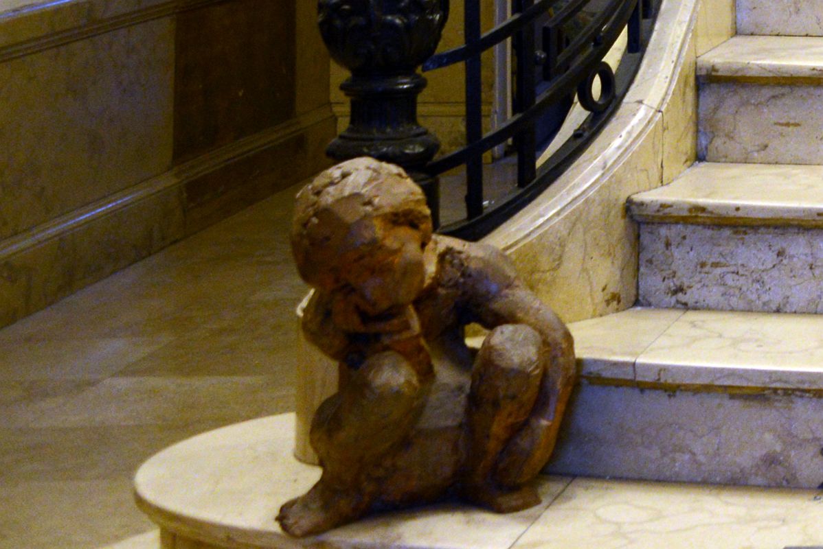 07-04 Sculpture Of A Small Boy At The Bottom Of The Stairs In Centro Cultural America Salta Plaza 9 de Julio